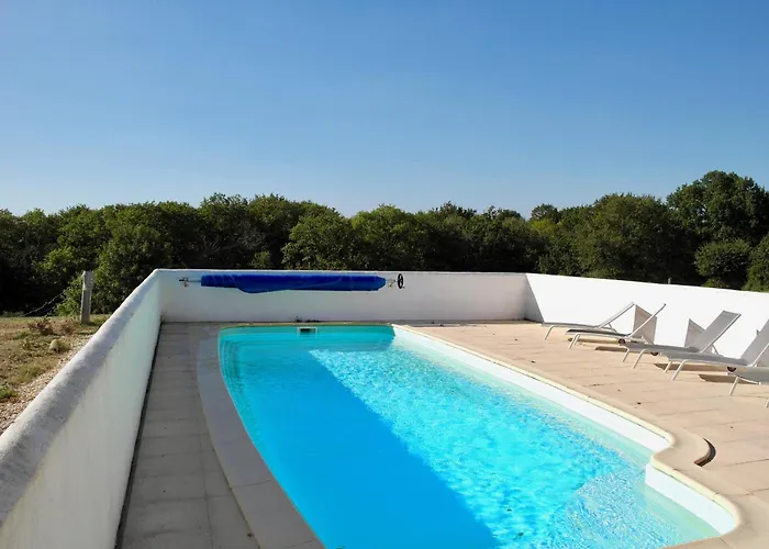 Semesterbostad Pour 6